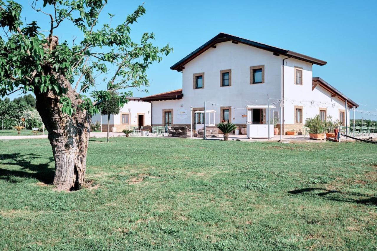 La Massaria Agriresort Orta Nova ภายนอก รูปภาพ