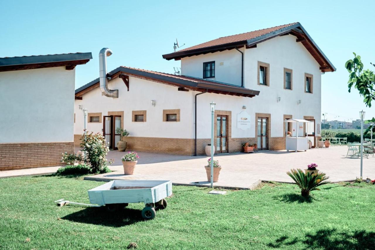 La Massaria Agriresort Orta Nova ภายนอก รูปภาพ